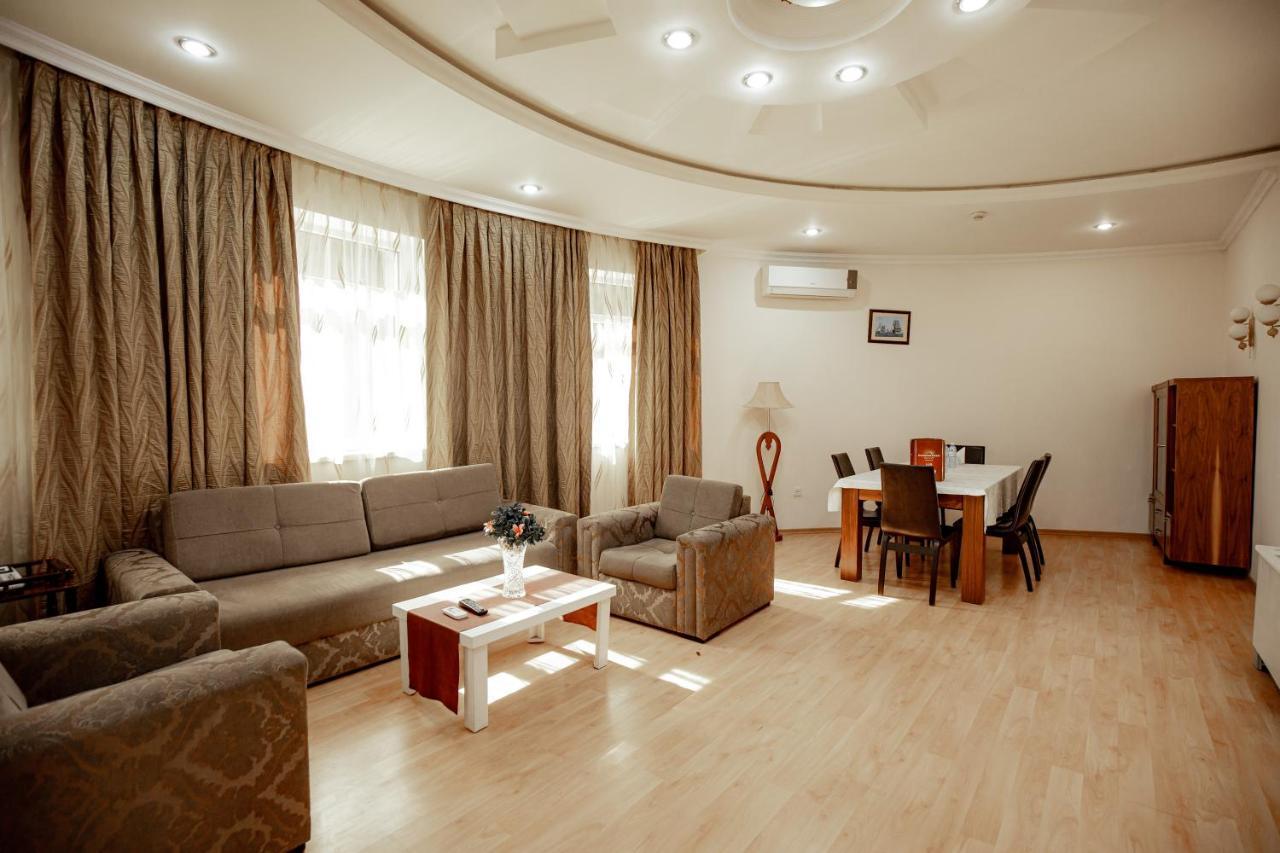 Panorama Villa Lux Hotel Baku Exterior photo